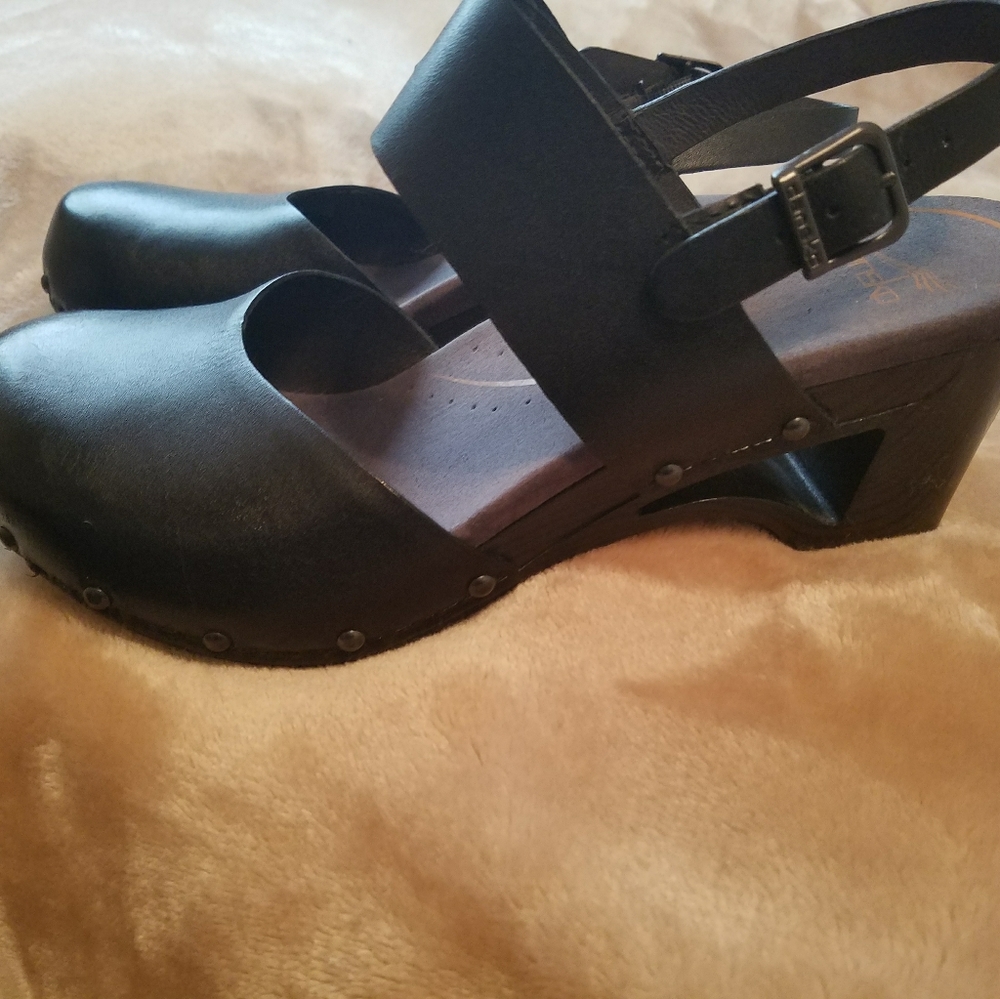 Dansko Thea wedges